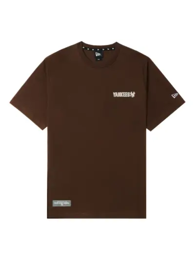NEW ERA CAP logo-lettering T-shirt - Brown