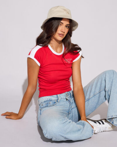 New Era Women's New York Yankees Bucket Hat in Cream Size Small/Medium